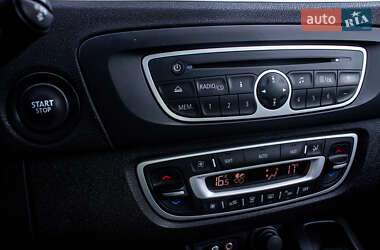 Минивэн Renault Scenic 2010 в 