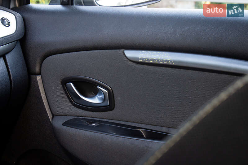 Минивэн Renault Scenic 2010 в Львове