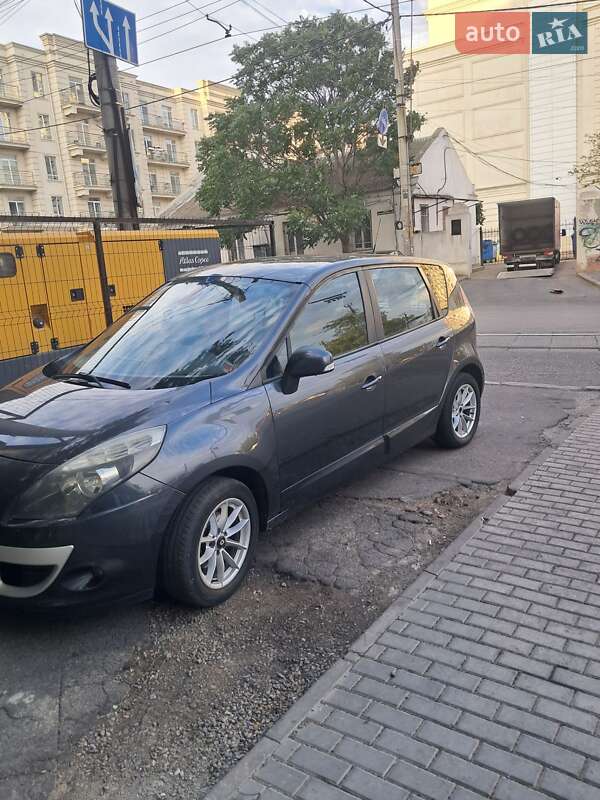 Минивэн Renault Scenic 2010 в Одессе