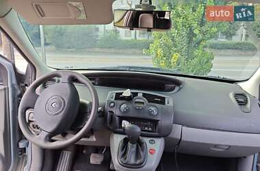 Минивэн Renault Scenic 2005 в 