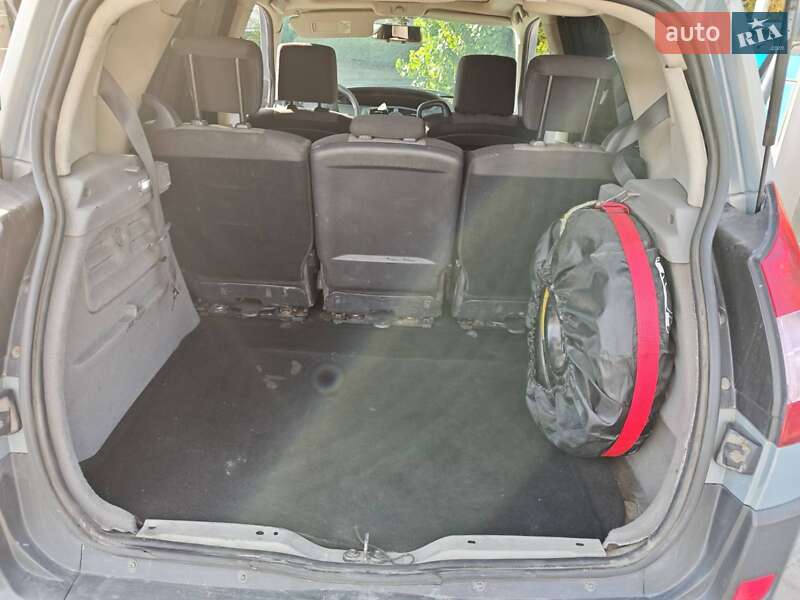 Минивэн Renault Scenic 2005 в Днепре