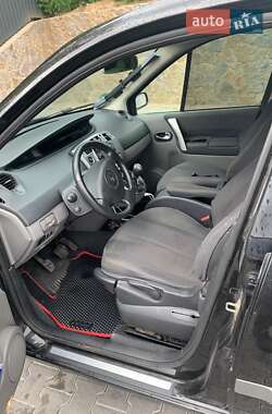 Минивэн Renault Scenic 2006 в 