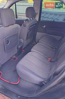 Минивэн Renault Scenic 2006 в 