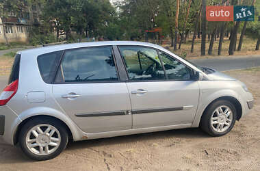 Минивэн Renault Scenic 2005 в 