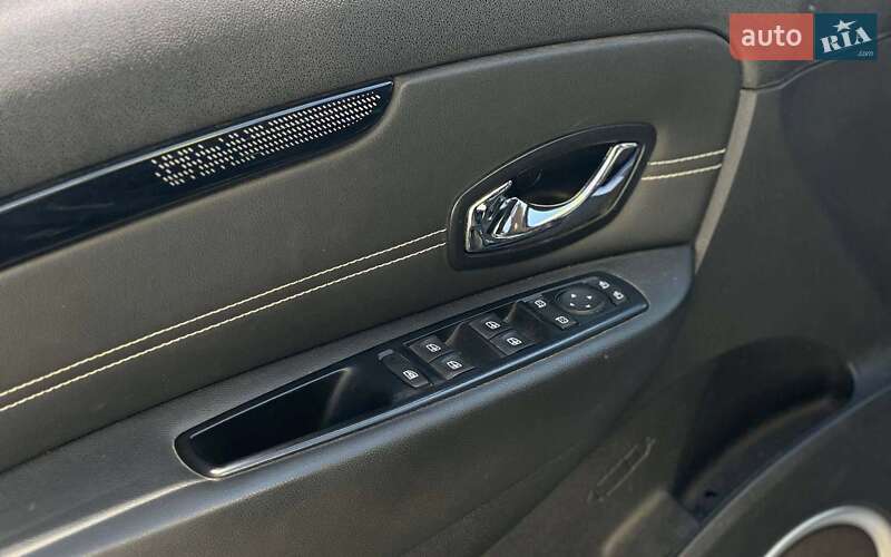 Минивэн Renault Scenic 2012 в Ивано-Франковске