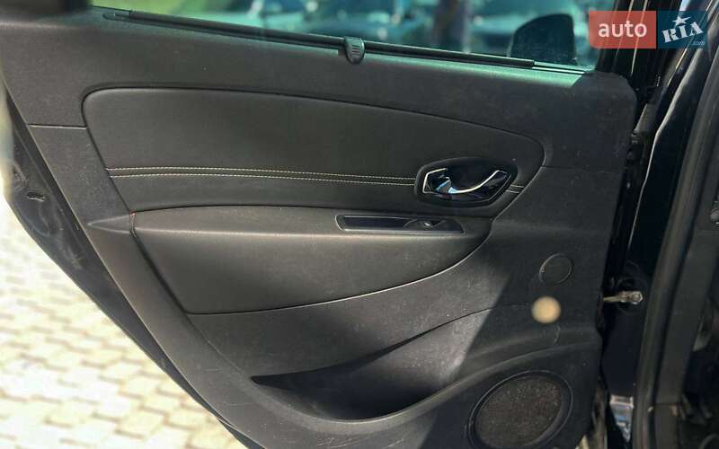 Минивэн Renault Scenic 2012 в Ивано-Франковске