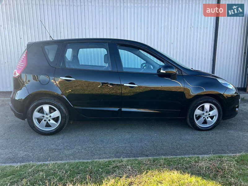 Минивэн Renault Scenic 2011 в Киеве фото 2 Минивэн Renault Scenic 2011 в Киеве