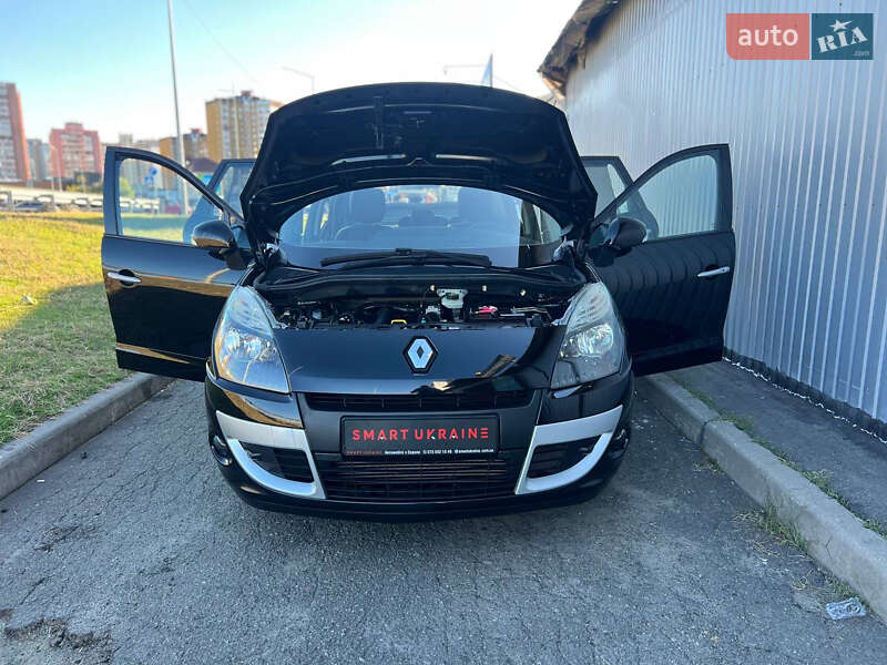 Минивэн Renault Scenic 2011 в Киеве фото 9 Минивэн Renault Scenic 2011 в Киеве