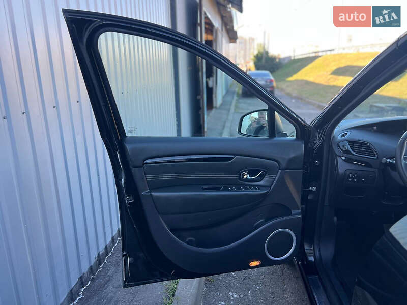 Минивэн Renault Scenic 2011 в Киеве фото 45 Минивэн Renault Scenic 2011 в Киеве