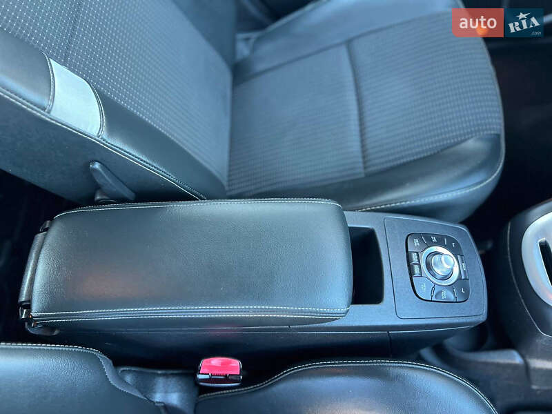 Минивэн Renault Scenic 2011 в Киеве фото 51 Минивэн Renault Scenic 2011 в Киеве