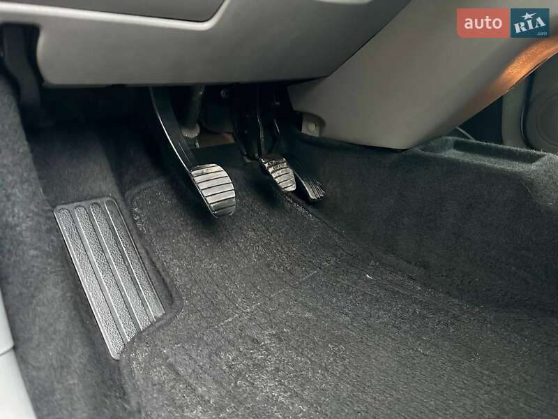 Минивэн Renault Scenic 2005 в Полтаве