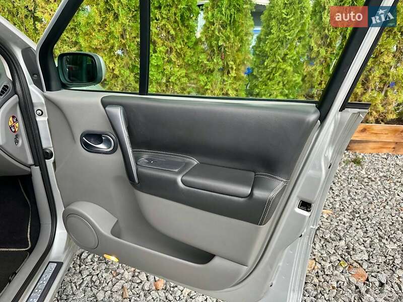 Минивэн Renault Scenic 2005 в Полтаве