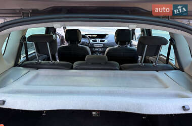 Минивэн Renault Scenic 2010 в 