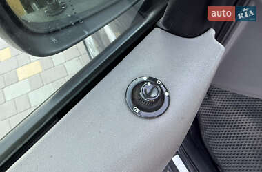 Минивэн Renault Scenic 2006 в 