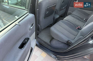 Минивэн Renault Scenic 2006 в 