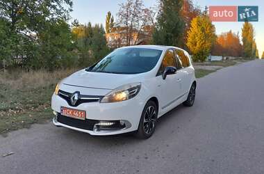 Минивэн Renault Scenic 2015 в 