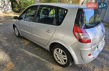 Минивэн Renault Scenic 2005 в 