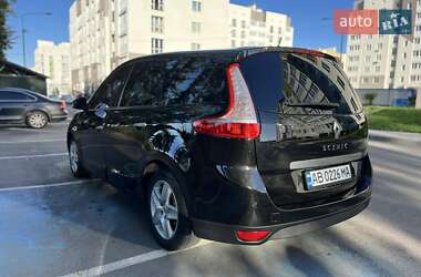 Минивэн Renault Scenic 2009 в 