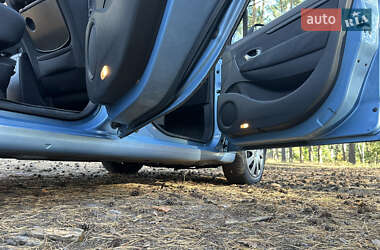 Минивэн Renault Scenic 2010 в 