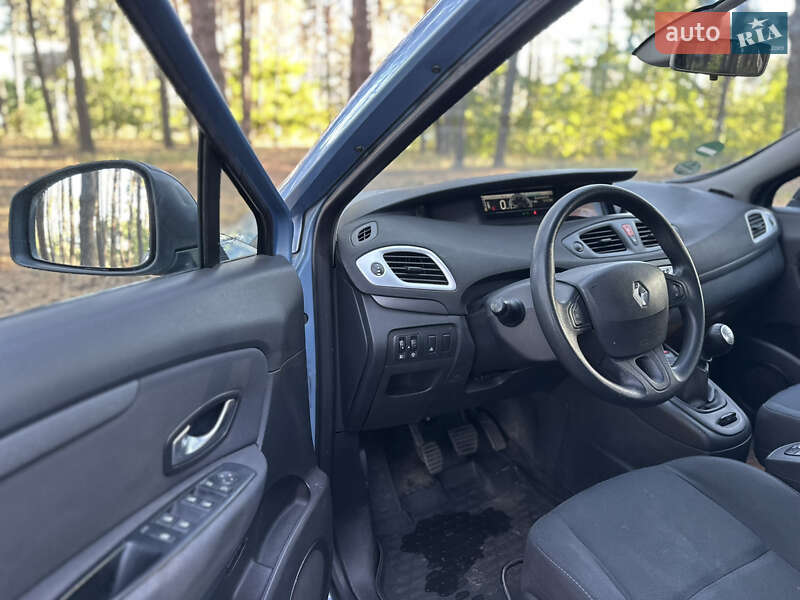 Минивэн Renault Scenic 2010 в Киеве