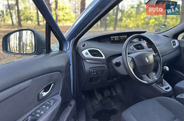 Минивэн Renault Scenic 2010 в 