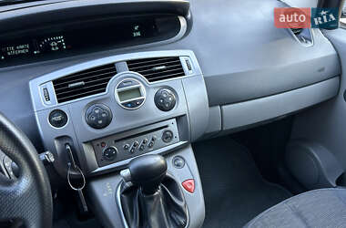 Минивэн Renault Scenic 2007 в 