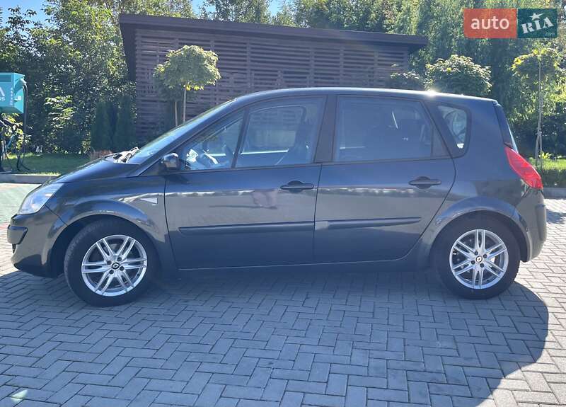 Минивэн Renault Scenic 2007 в Золочеве