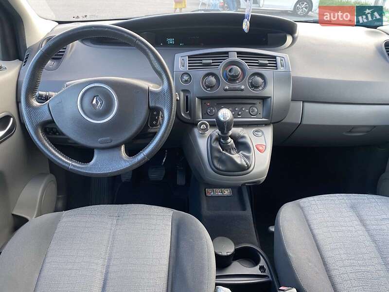 Минивэн Renault Scenic 2007 в Золочеве