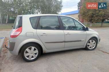 Минивэн Renault Scenic 2004 в 