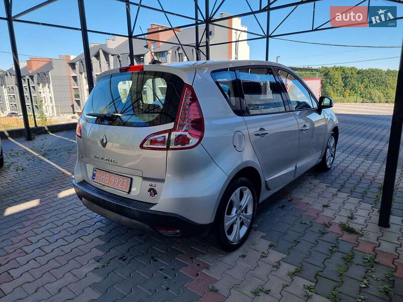 Минивэн Renault Scenic 2011 в Виннице