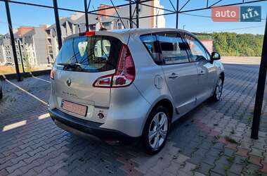 Минивэн Renault Scenic 2011 в 