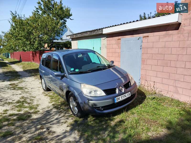 Минивэн Renault Scenic 2007 в Вараше