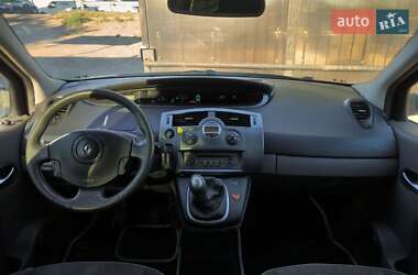 Минивэн Renault Scenic 2003 в 