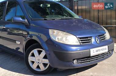 Минивэн Renault Scenic 2003 в 