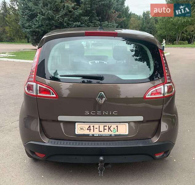 Минивэн Renault Scenic 2010 в Ровно