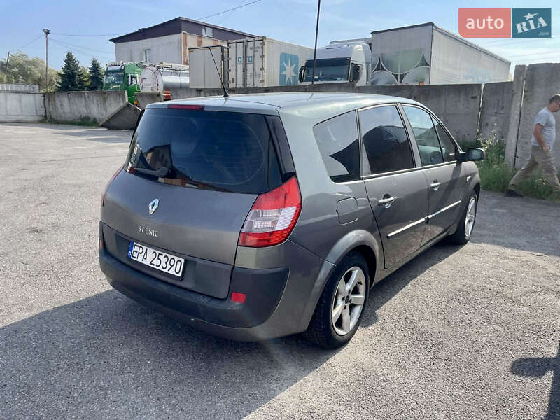 Минивэн Renault Scenic 2004 в Красилове