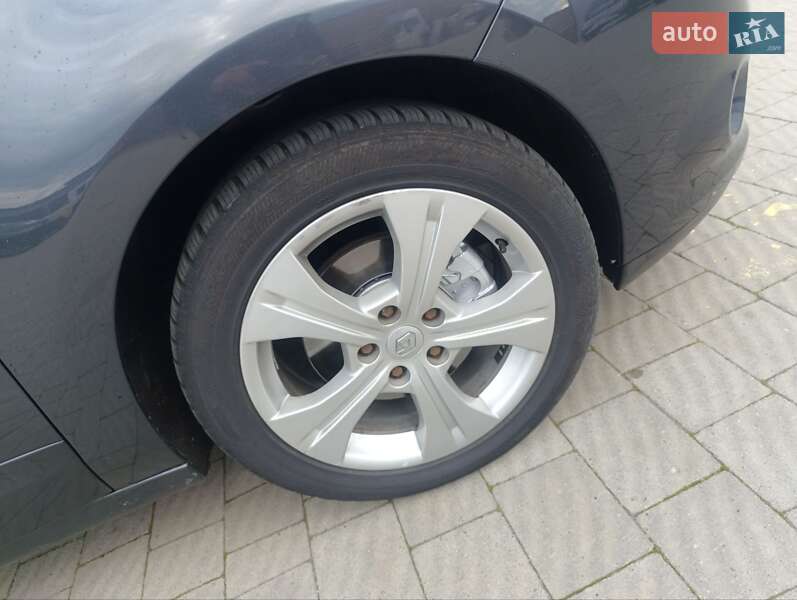 Минивэн Renault Scenic 2009 в Владимире