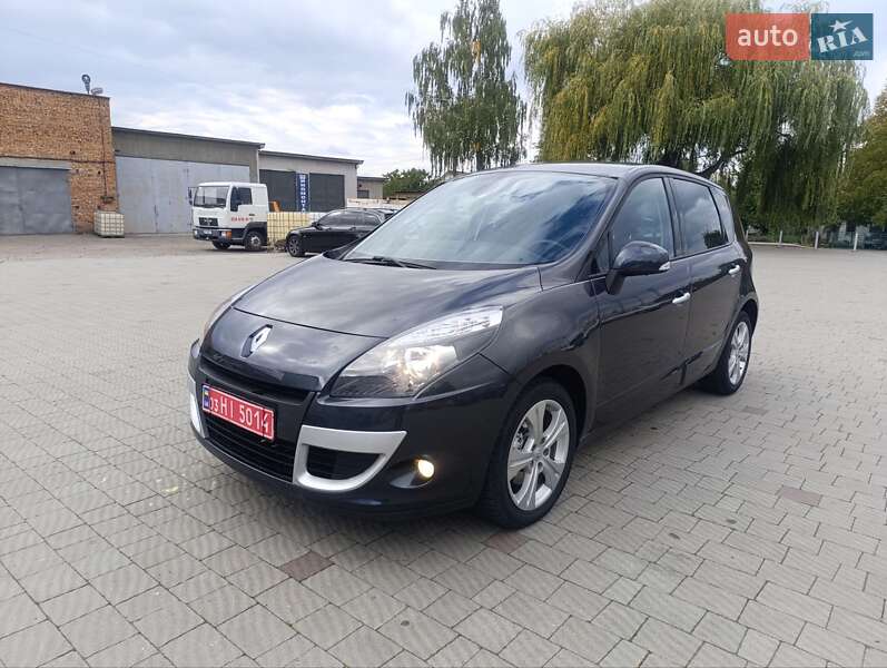 Минивэн Renault Scenic 2009 в Владимире