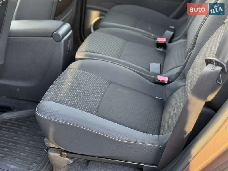Минивэн Renault Scenic 2010 в Днепре