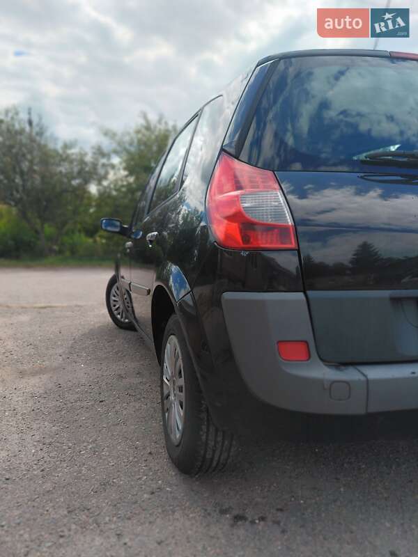 Минивэн Renault Scenic 2007 в Сквире