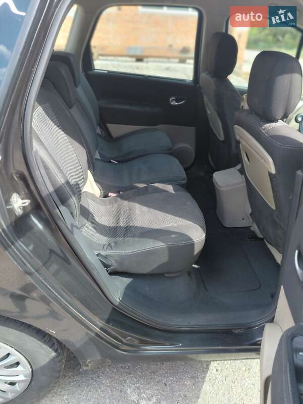 Минивэн Renault Scenic 2007 в Сквире