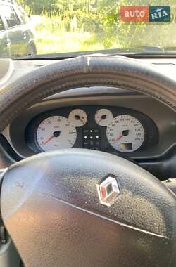 Минивэн Renault Scenic 2003 в 