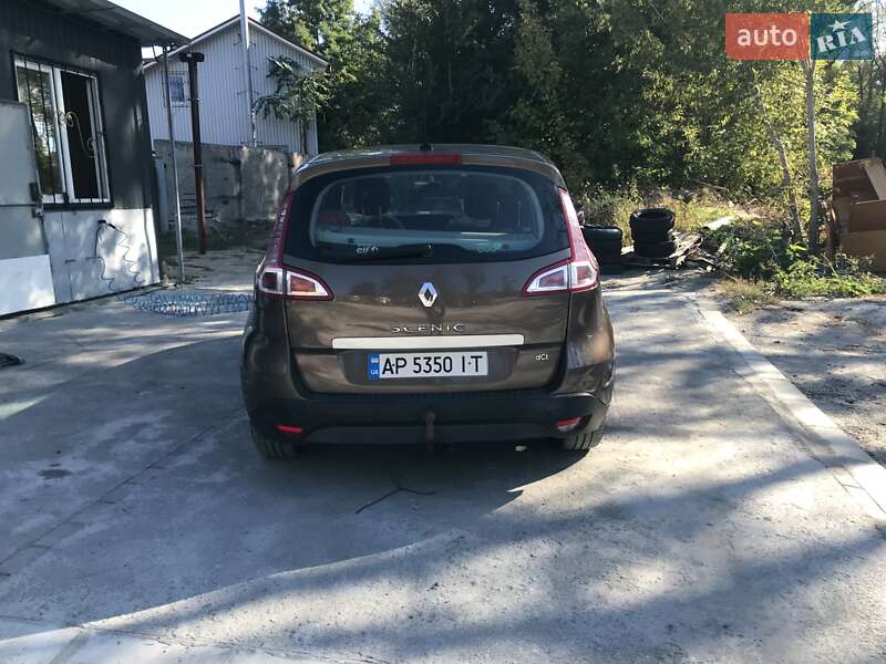 Минивэн Renault Scenic 2011 в Запорожье