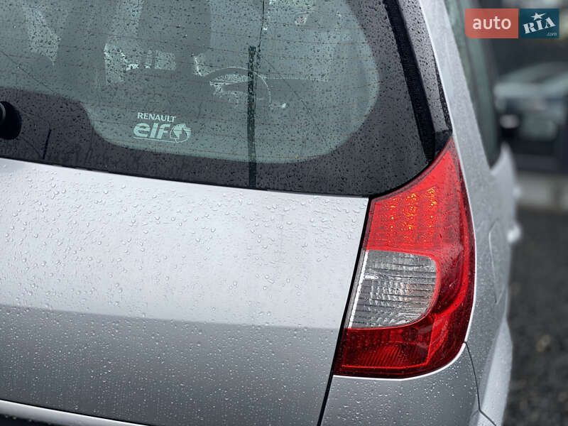Минивэн Renault Scenic 2007 в Луцке