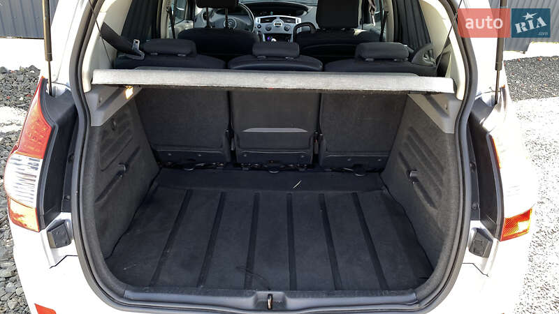 Минивэн Renault Scenic 2007 в Луцке