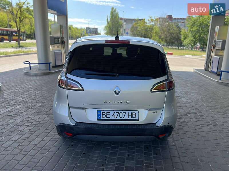 Минивэн Renault Scenic 2014 в Николаеве