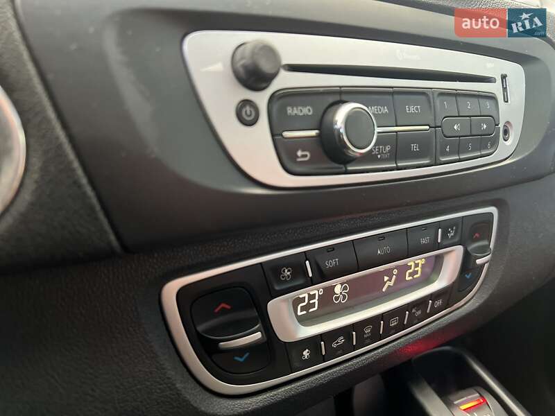 Минивэн Renault Scenic 2014 в Николаеве