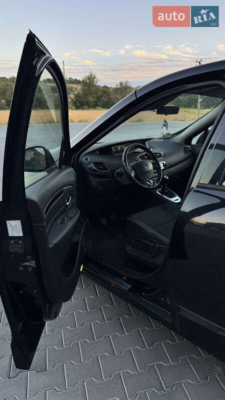 Минивэн Renault Scenic 2013 в Черновцах