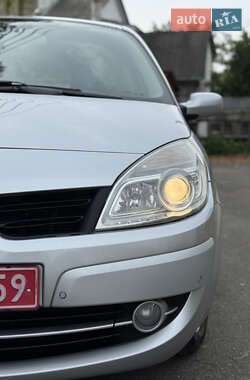 Минивэн Renault Scenic 2007 в 