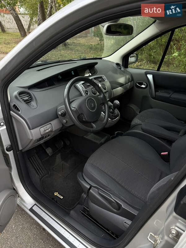 Минивэн Renault Scenic 2007 в Чернигове